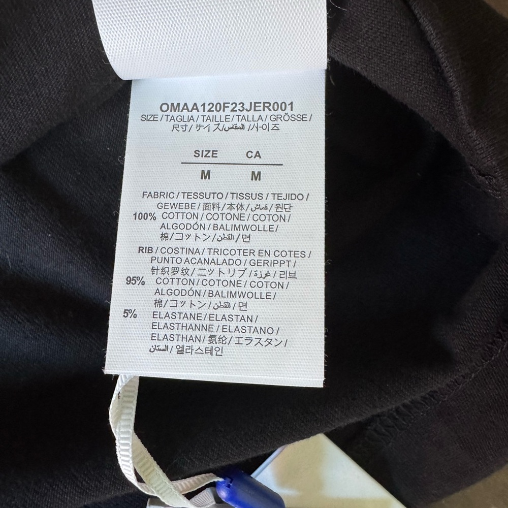 Off-White Black Short Sleeve Tee Minimalist Design Size M - READ DESCRIPTION - Picture 7 of 13